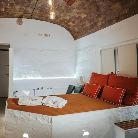 Zahira Suite&spa 아파트